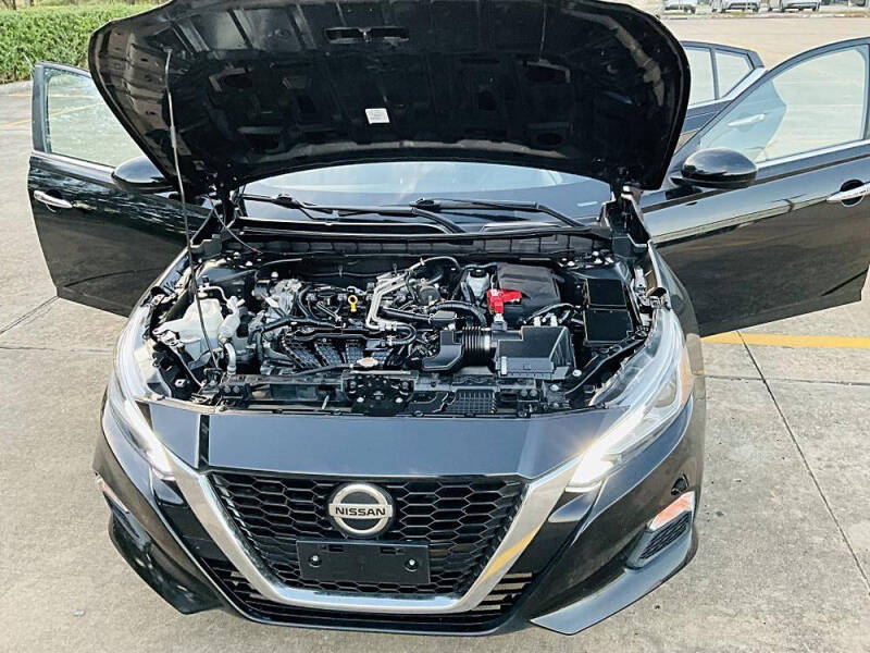 2021 Nissan Altima 2.5 SV