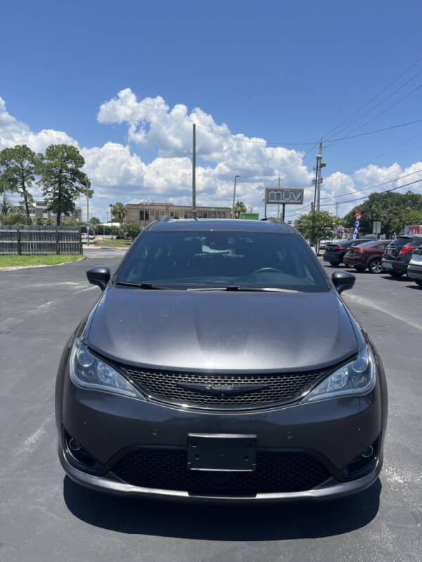 2018 Chrysler Pacifica Touring L Plus