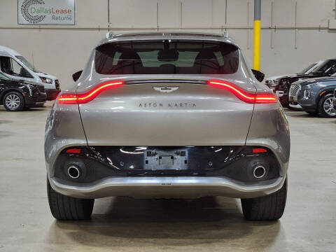 2023 Aston Martin DBX