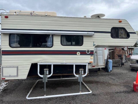 1991 Cascade 10 Ft Truck Camper