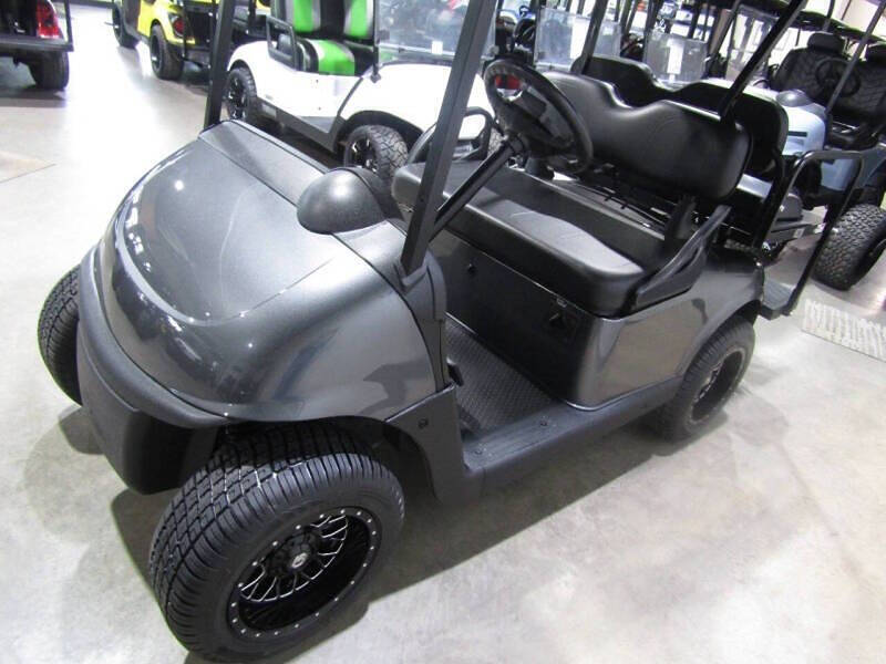 2020 E-Z-GO RXV