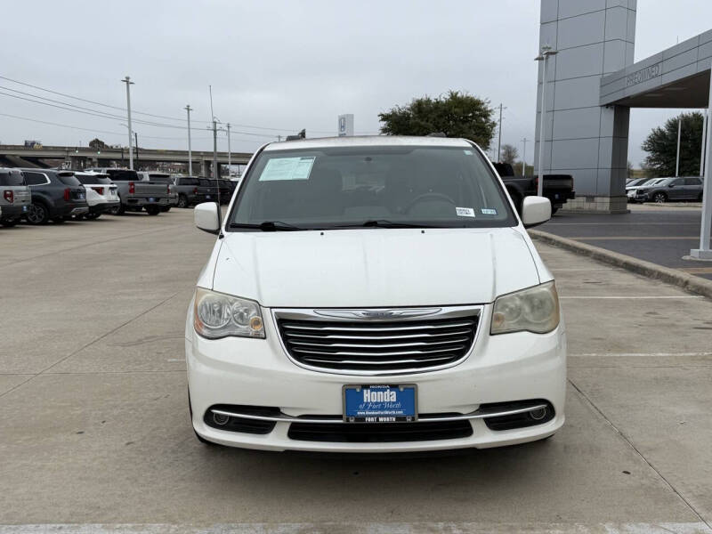 2011 Chrysler Town and Country Touring-L