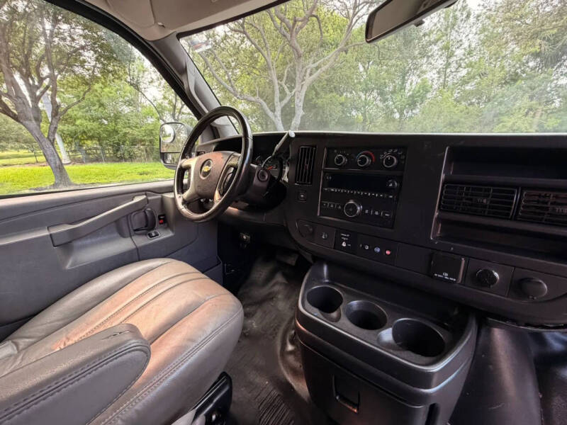 2019 Chevrolet Express 2500