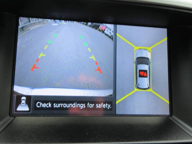 2015 Nissan Pathfinder SL