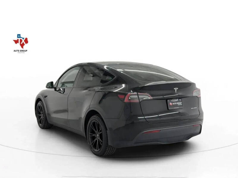 2024 Tesla Model Y Long Range