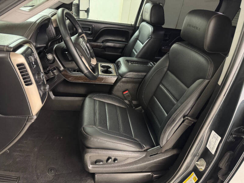 2019 GMC Sierra 3500HD Denali