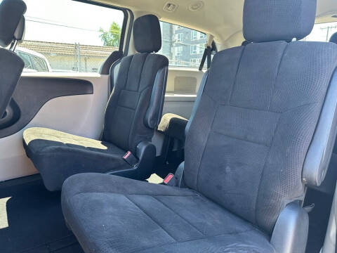 2012 Dodge Grand Caravan SXT