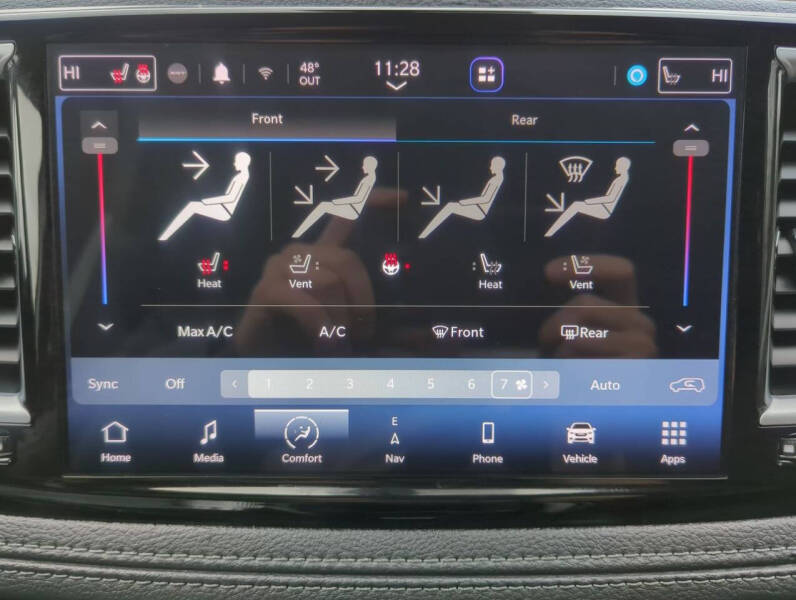 2023 Chrysler Pacifica Plug-In Hybrid Limited