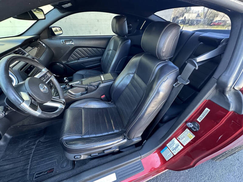 2013 Ford Mustang GT Premium