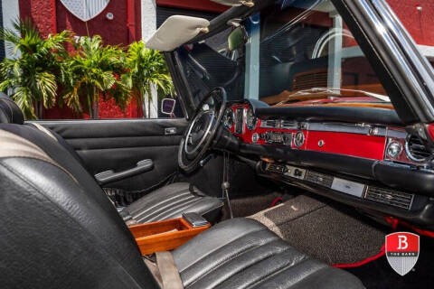 1970 Mercedes-Benz 280-Class