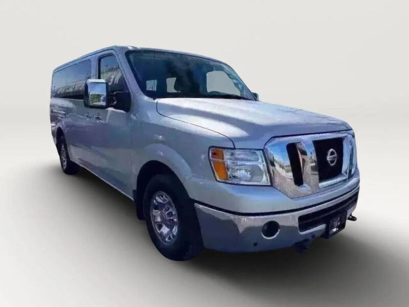2017 Nissan NV 3500 HD SL