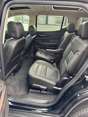 2021 GMC Acadia Denali