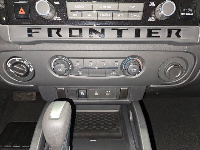 2026 Nissan Frontier SV