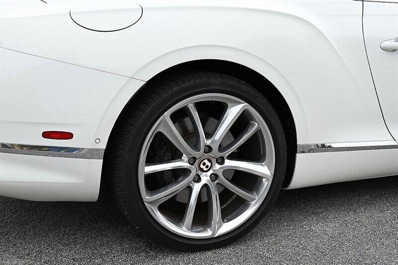 2020 Bentley Continental 23