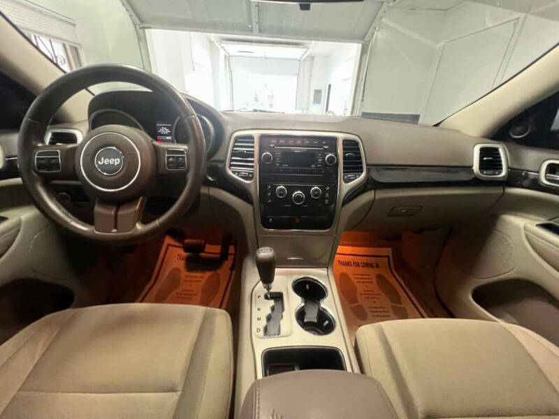 2012 Jeep Grand Cherokee Laredo