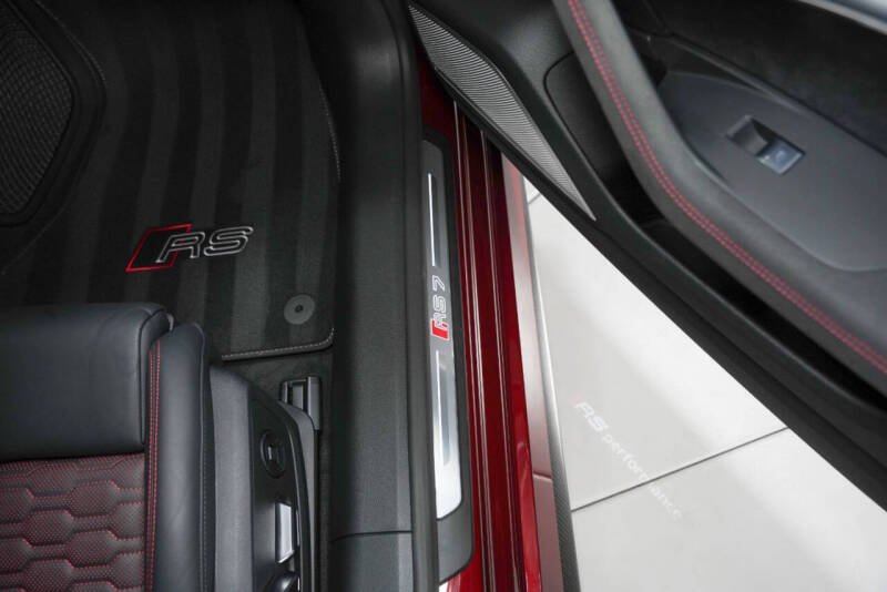 2025 Audi RS 7 Performance 4.0T quattro