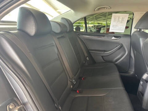 2016 Volkswagen Jetta