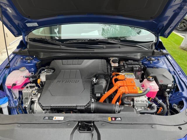 2024 Hyundai Elantra Hybrid Blue