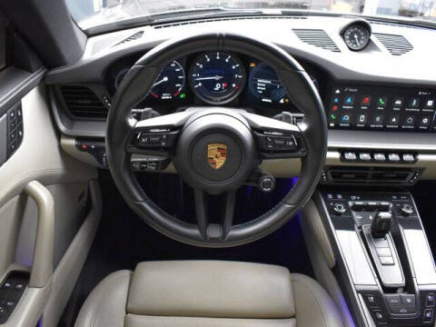 2022 Porsche 911 Carrera