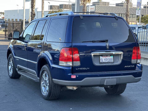 2005 Lincoln Aviator Luxury