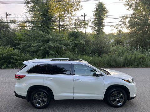 2017 Toyota Highlander Limited Platinum