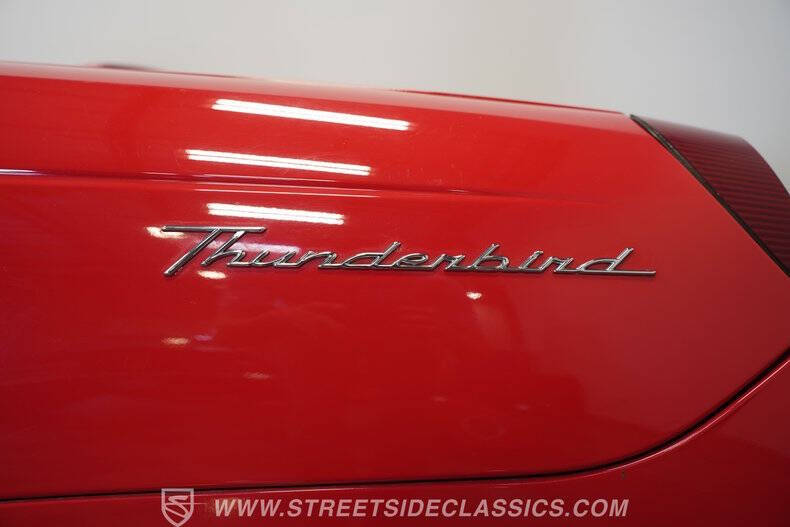 2002 Ford Thunderbird Deluxe