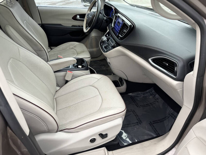 2017 Chrysler Pacifica Limited