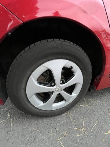 2013 Toyota Prius Three