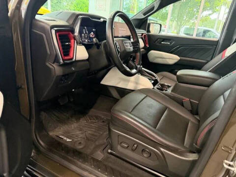 2023 GMC Canyon AT4X