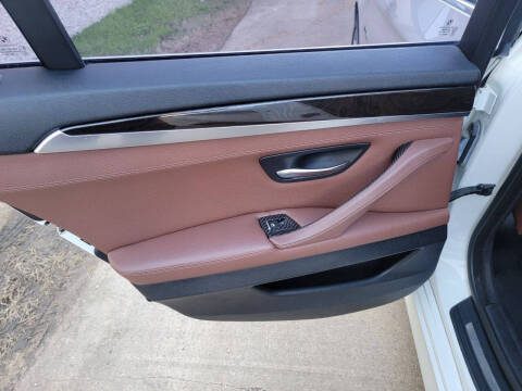 2013 BMW 5 Series 528i