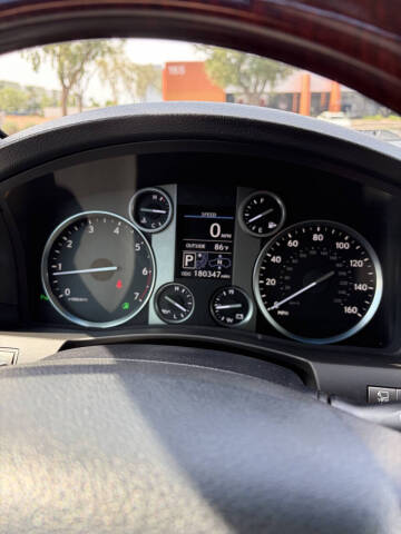 2014 Lexus LX 570