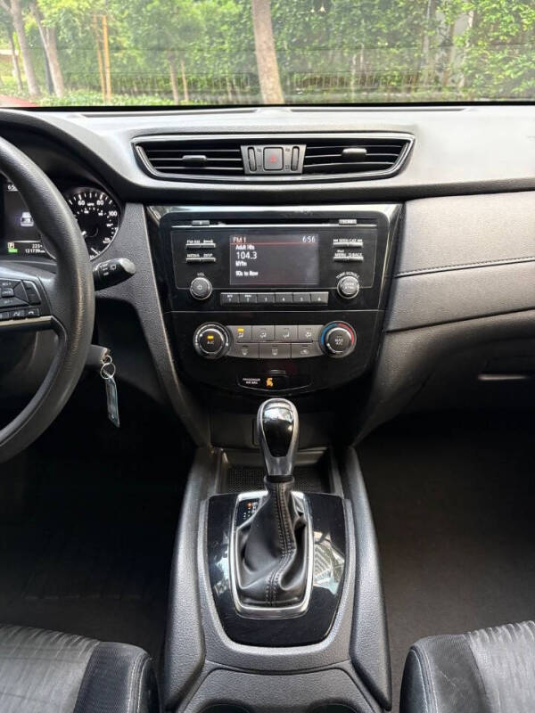 2017 Nissan Rogue S