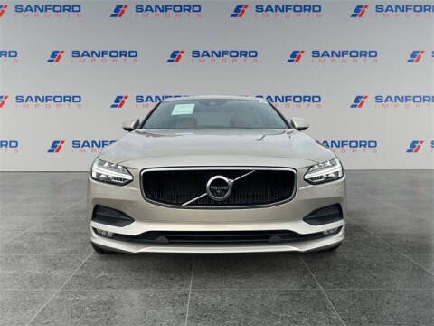 2018 Volvo S90 T5 Momentum