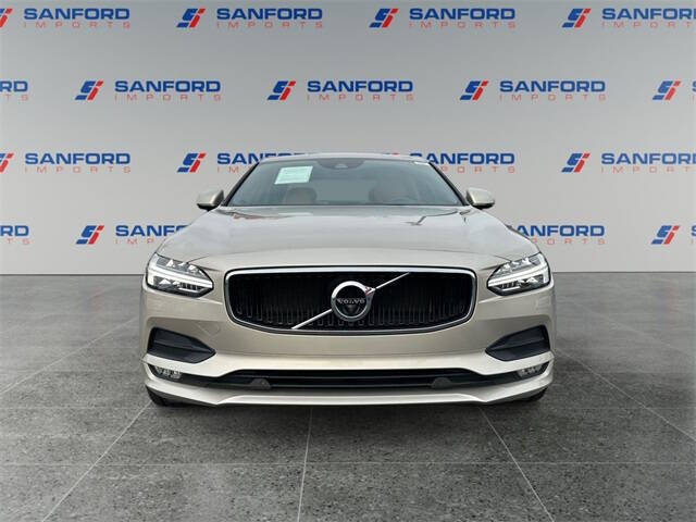 2018 Volvo S90 T5 Momentum
