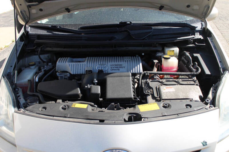 2010 Toyota Prius IV photo 40