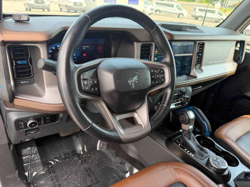 2023 Ford Bronco Outer Banks
