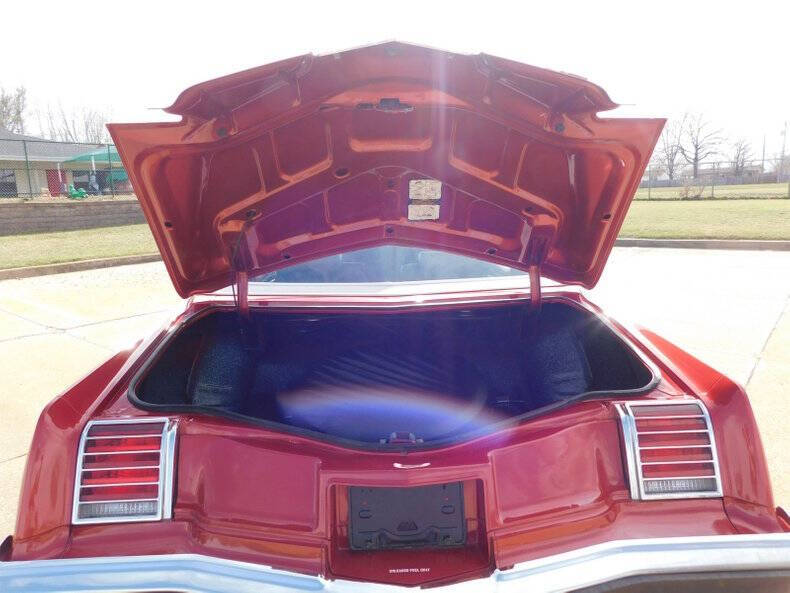 1976 Pontiac Grand Prix