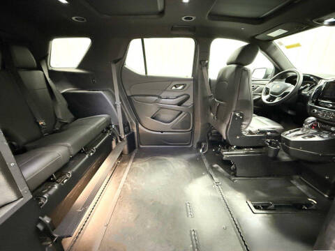 2022 Chevrolet Traverse LT Leather