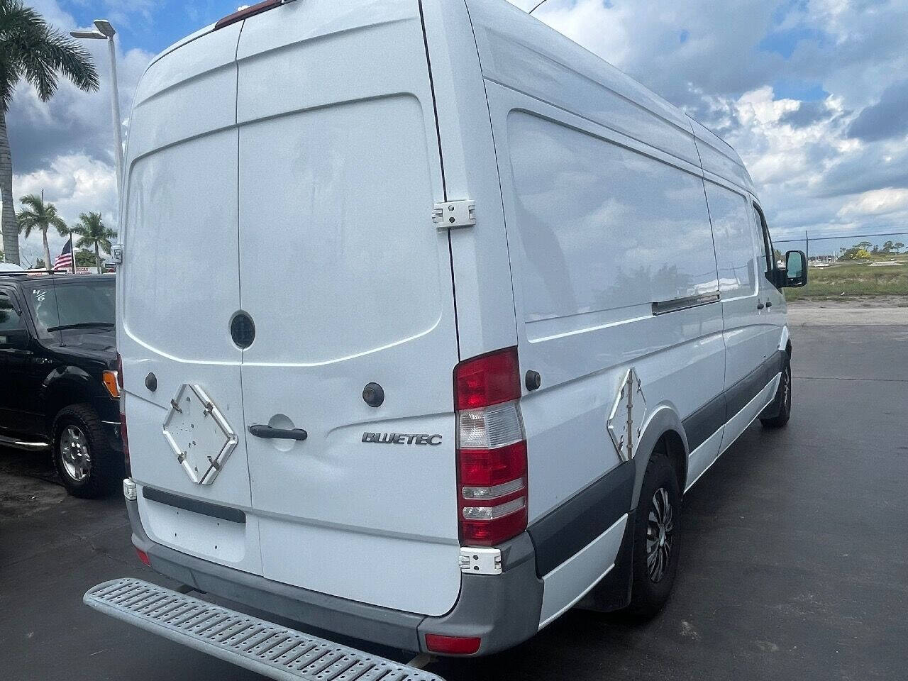 2012 MERCEDES-BENZ Sprinter Van - $16,900