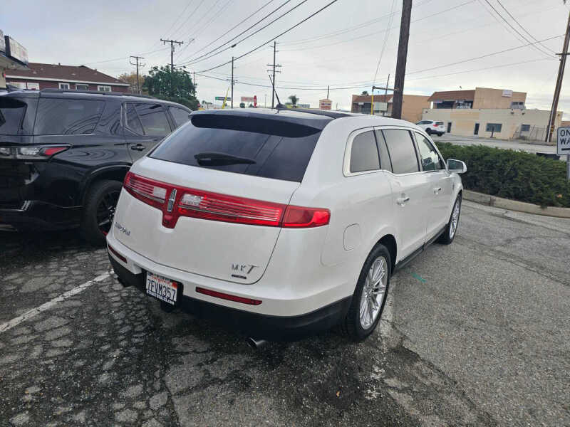 2014 Lincoln MKT Ecoboost