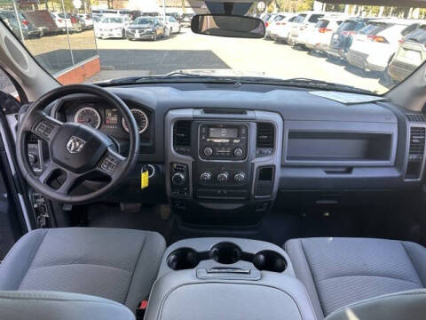 2017 RAM 1500 Express