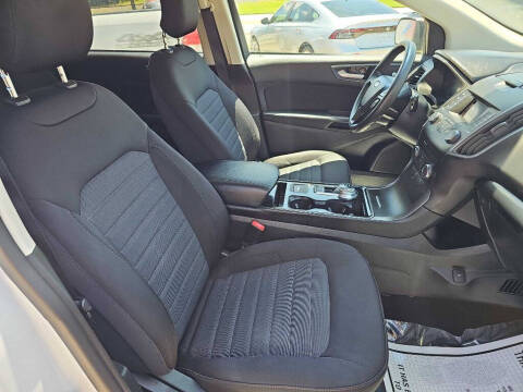 2019 Ford Edge SE