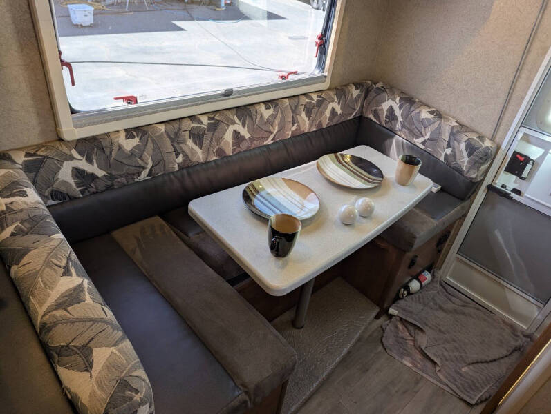 2020 Lance Camper 650 / 15ft