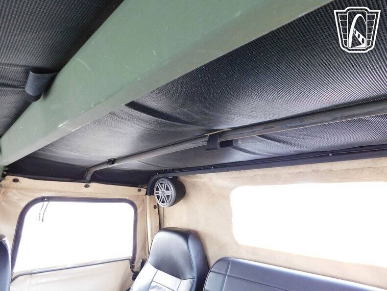 1991 AM General Hummer