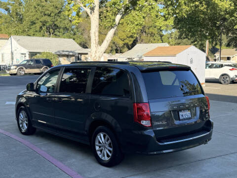 2015 Dodge Grand Caravan SXT Plus