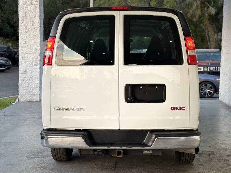 2019 GMC Savana 3500