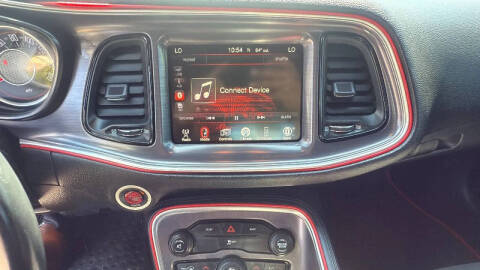 2015 Dodge Challenger SXT