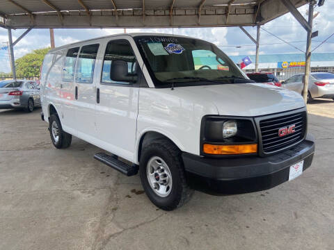 2017 GMC Savana for sale at EAGLE AUTO SALES in Corsicana TX