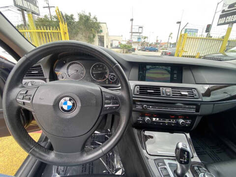 2012 BMW 5 Series 528i
