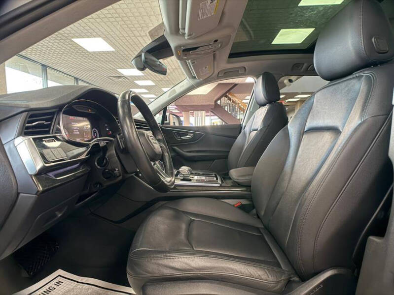 2022 Audi Q7 quattro Premium Plus 55 TFSI